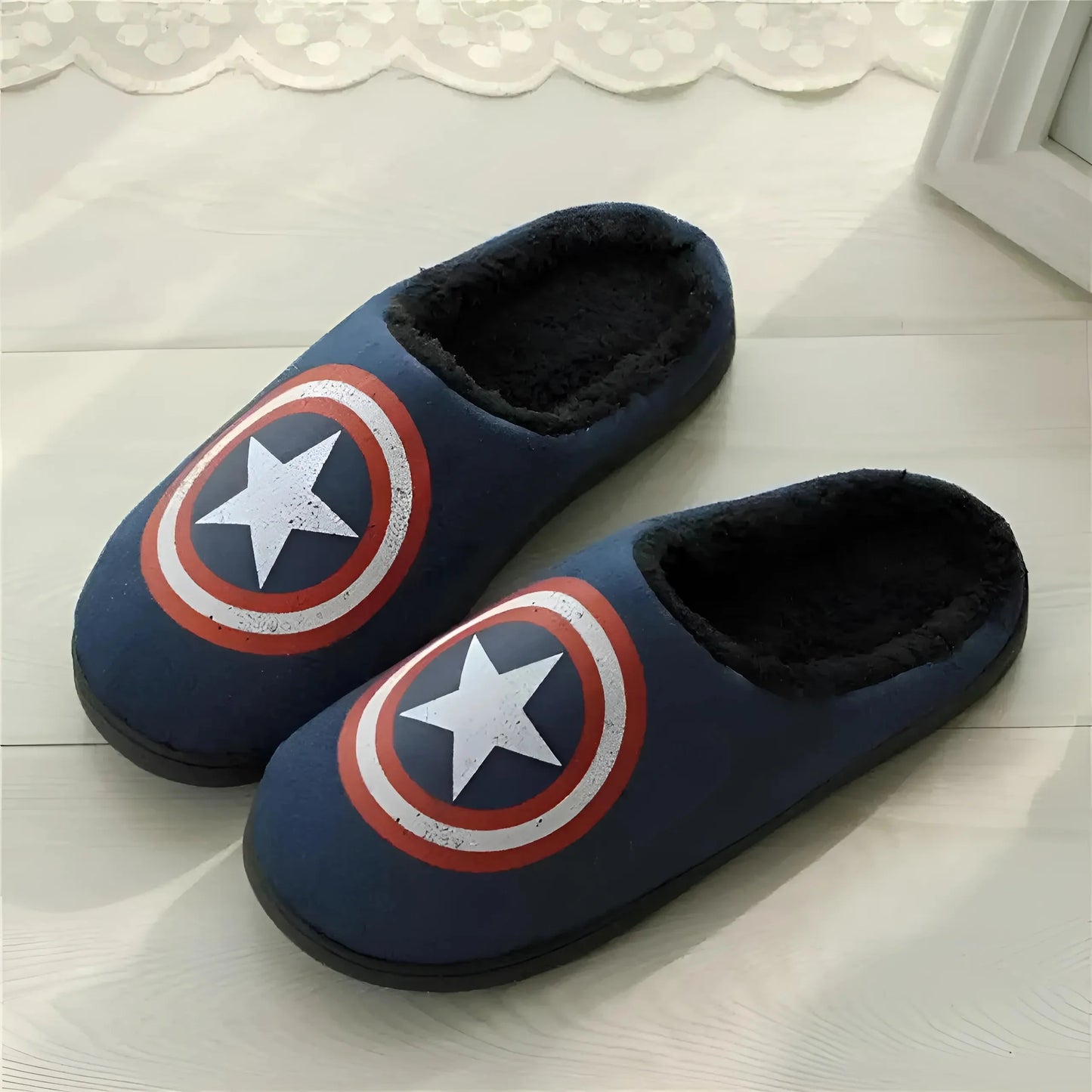 Blu Marino Pantofole da donna con logo supereroe