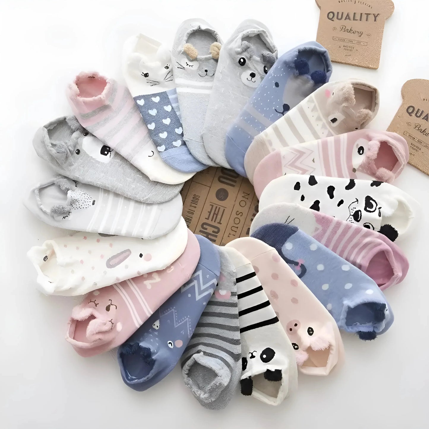 Motivo 1 Calzini alla caviglia con orecchie decorative