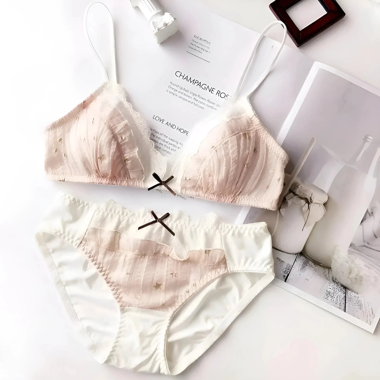 Rosa Set di Lingerie in Pizzo con Stelle Dorate