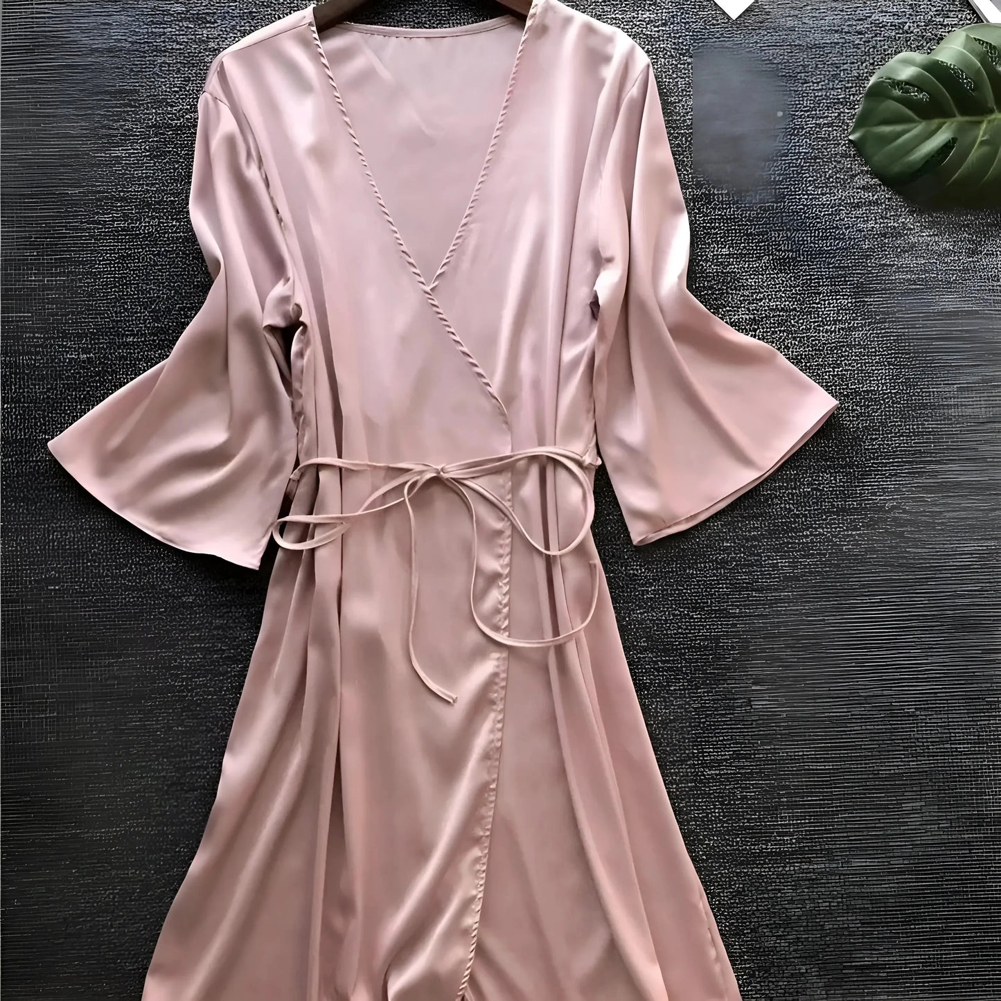 Rosa Accappatoio in Satin Pinafore
