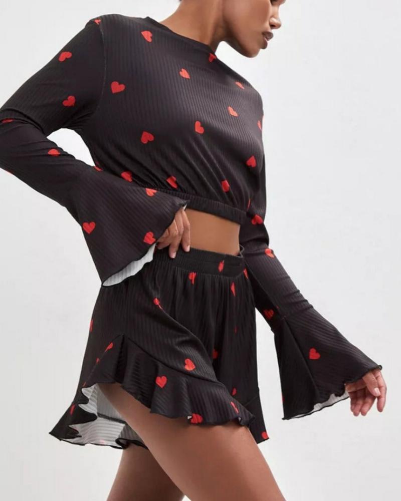 Pigiama corto a cuori con maniche lunghe