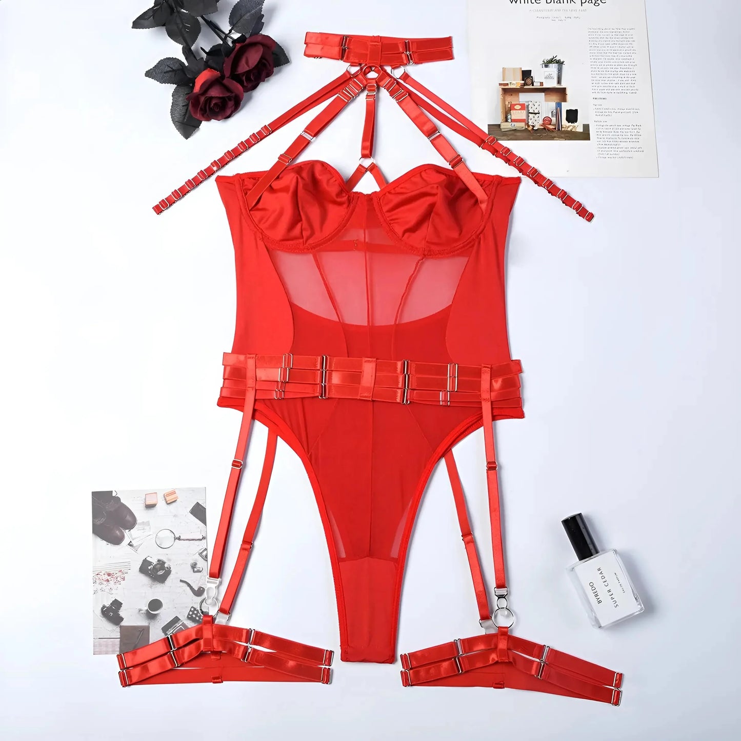 Rosso Corpo con Choker e Cintura con Reggicalze