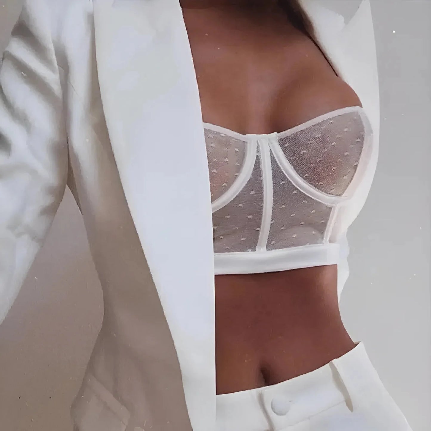 Set di Lingerie Trasparente con Slip a Vita Bassa