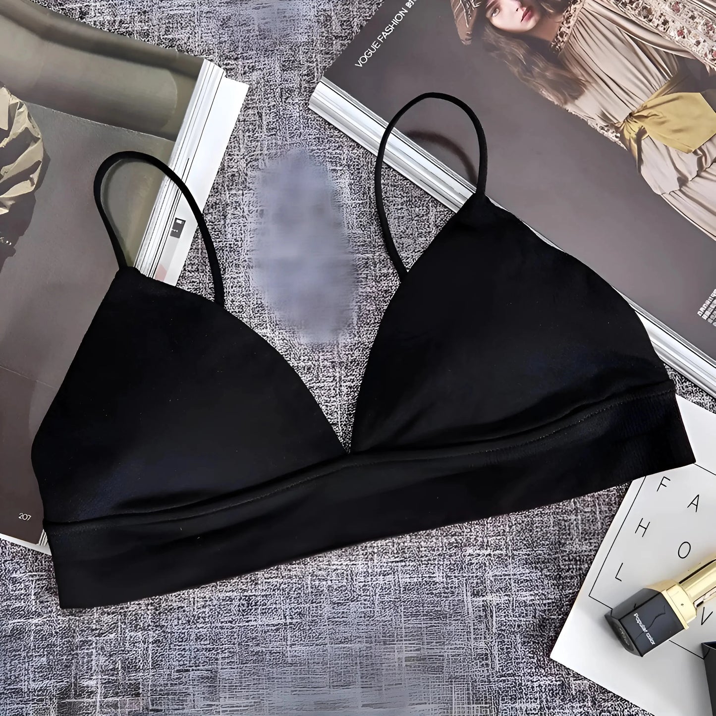 Bralette morbido con spalline sottili