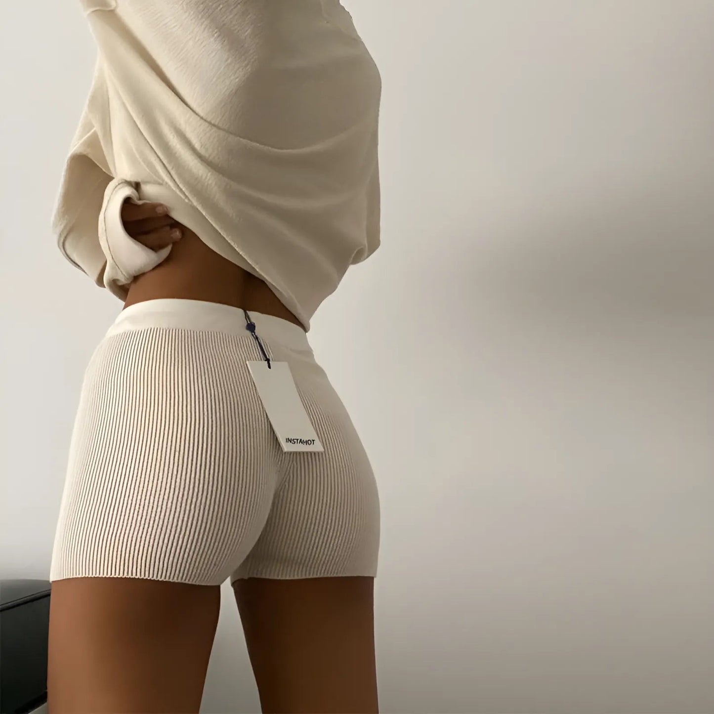 Shorts a righe a coste