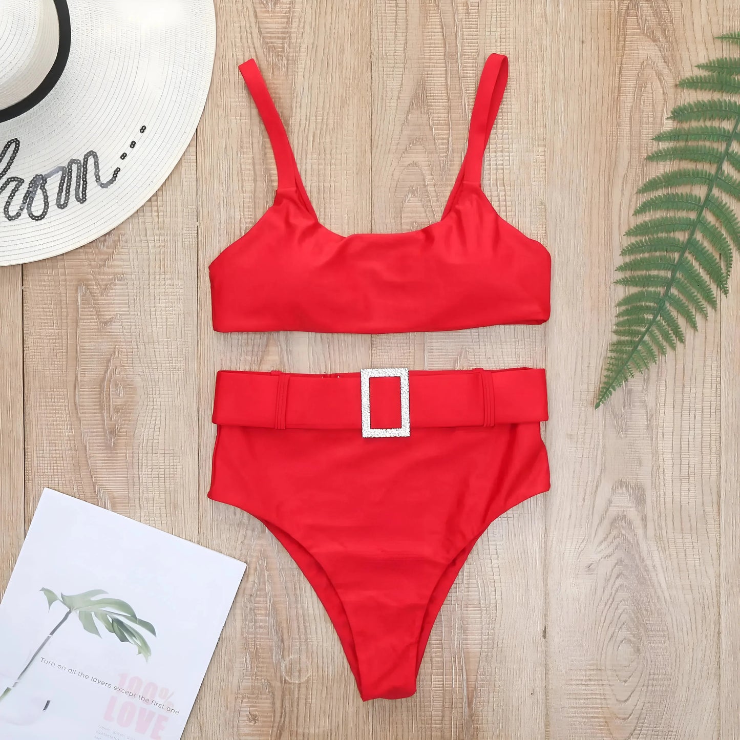 Costume da bagno a due pezzi con fibbia argentata