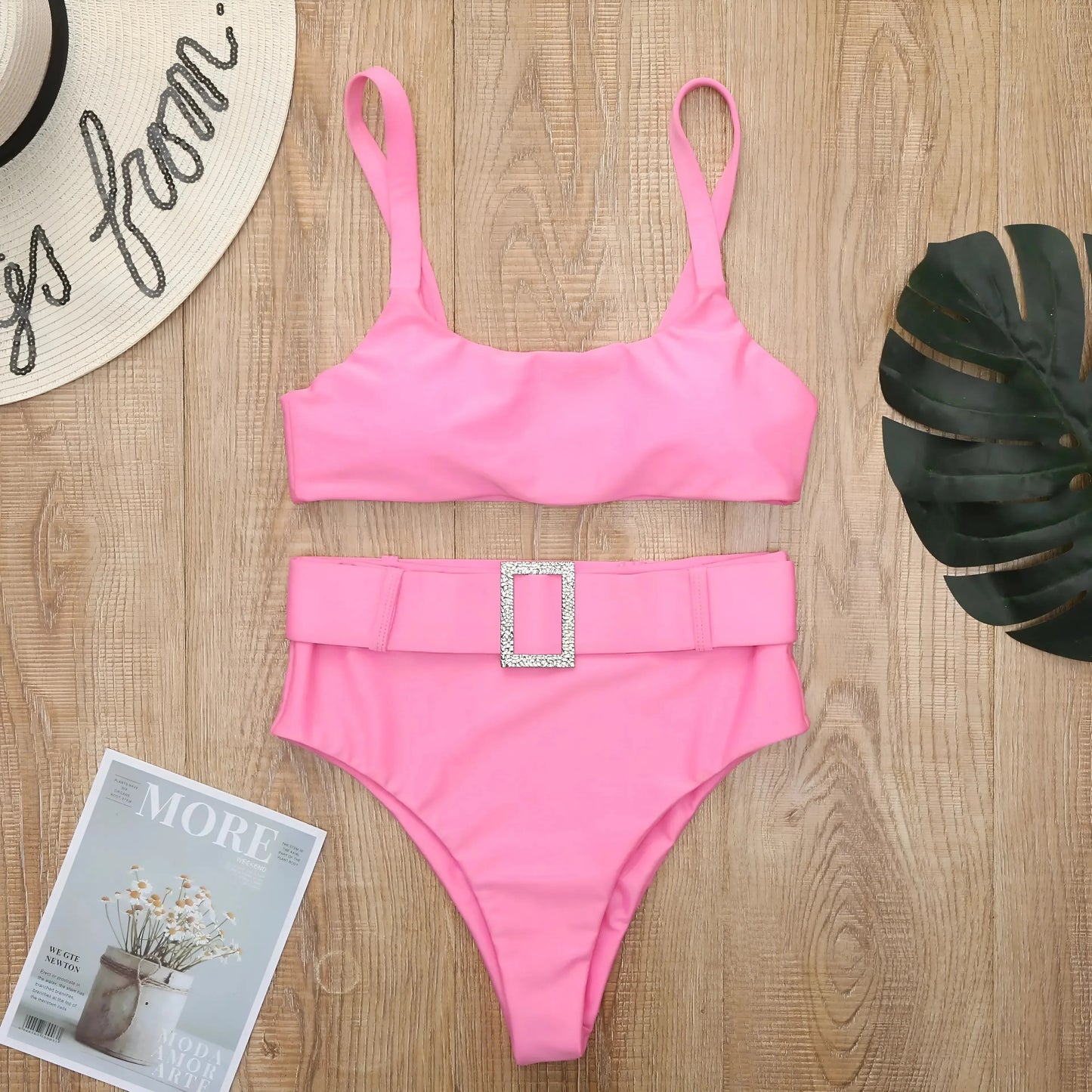 Costume da bagno a due pezzi con fibbia argentata