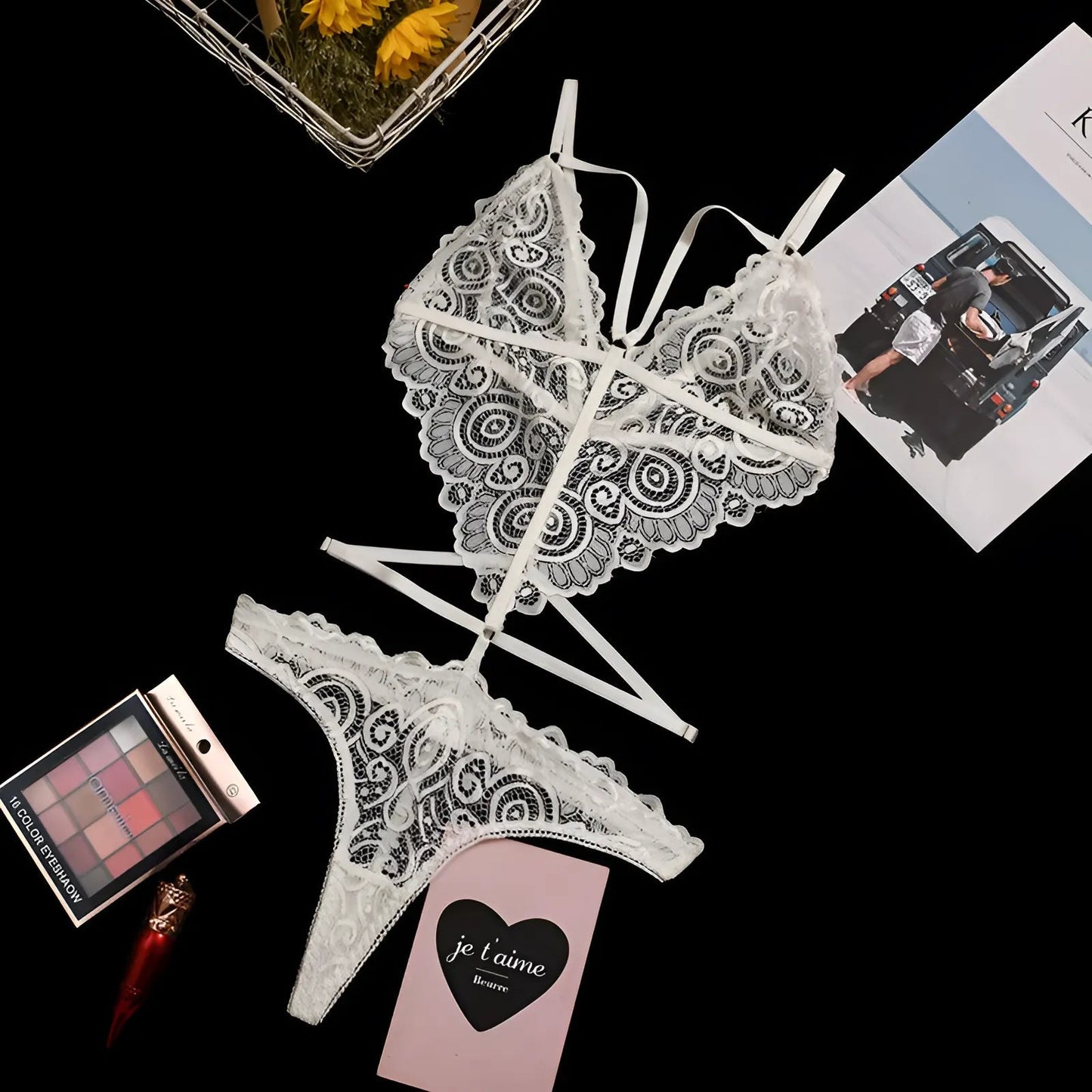 Bianco Set di Lingerie in Pizzo con Collo Alto e Cinghie