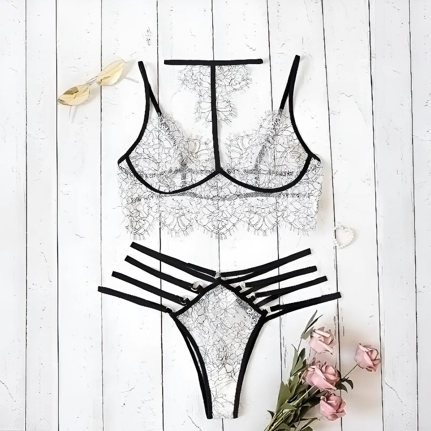 Bianco Set di Lingerie in Pizzo con Cinghie