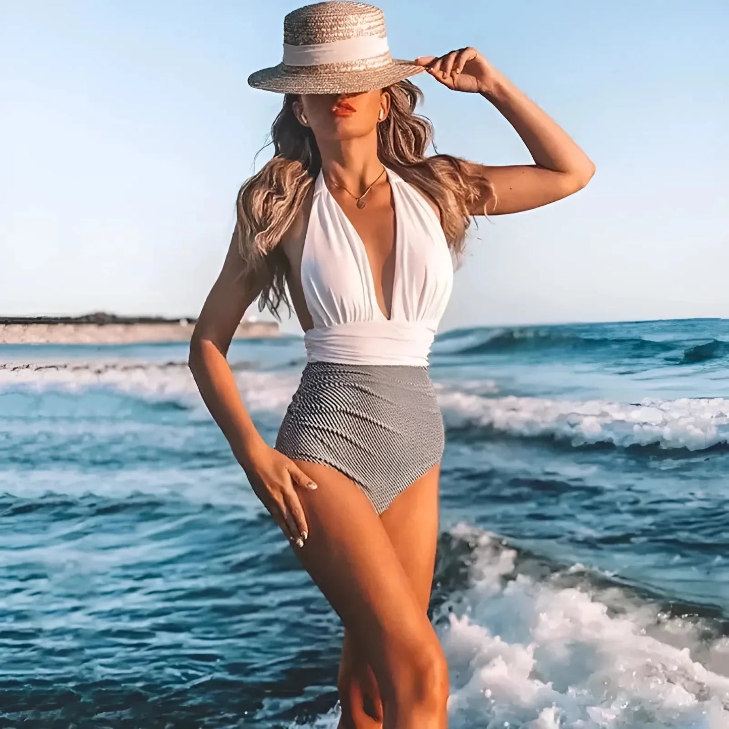 Bianco Costume intero con schiena scoperta