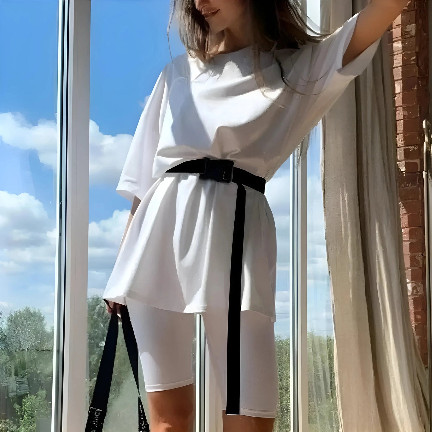 Bianco Outfit Sportivo con Cintura