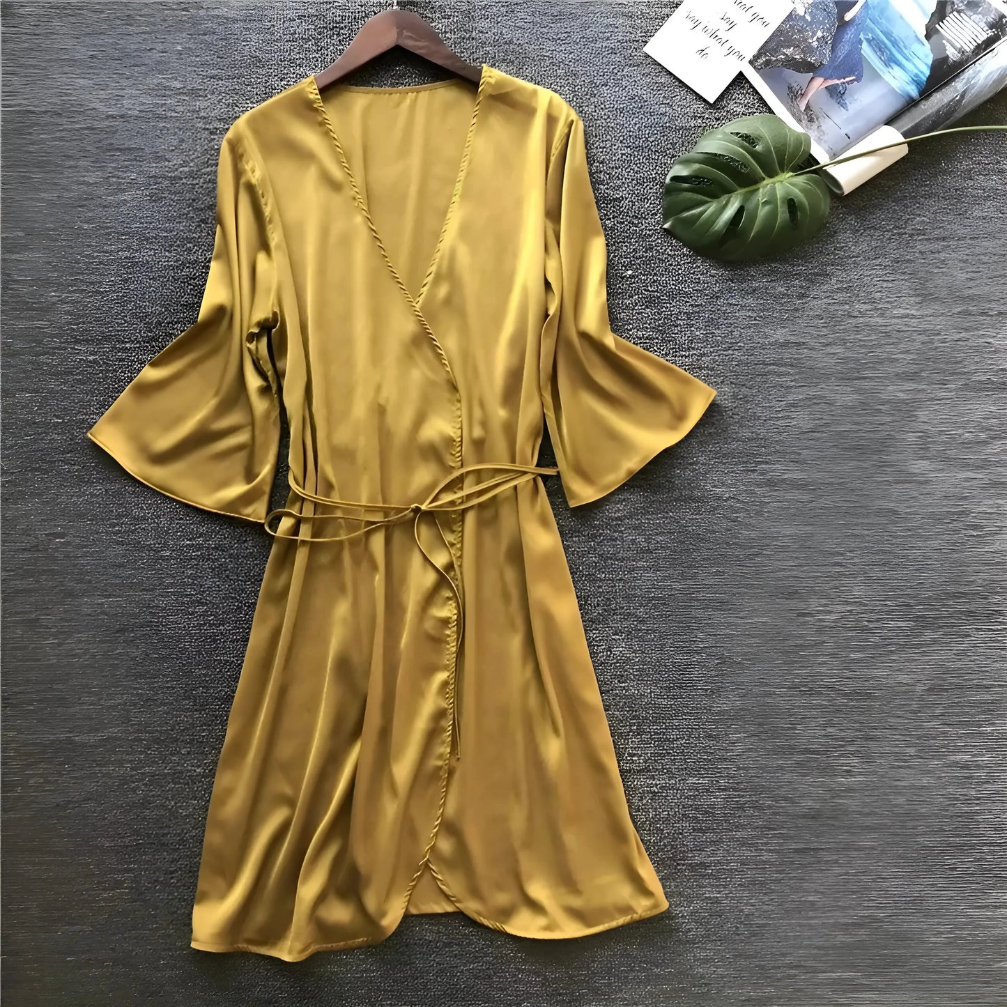 Giallo Accappatoio in Satin Pinafore