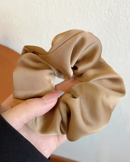 Fascia per capelli in satin scrunchie