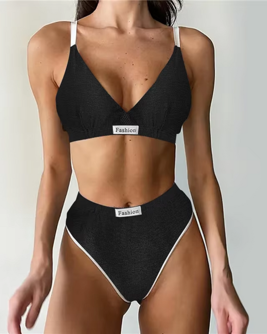 Completo di lingerie comodo in materiale a coste