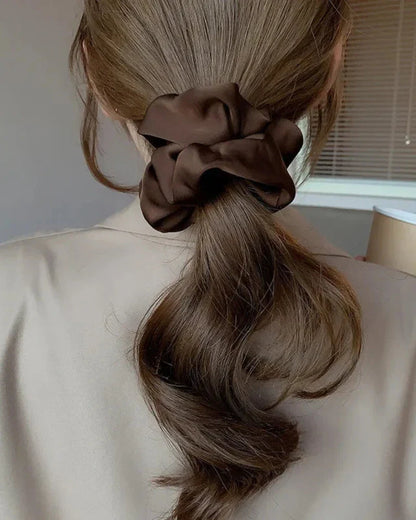 Fascia per capelli in satin scrunchie