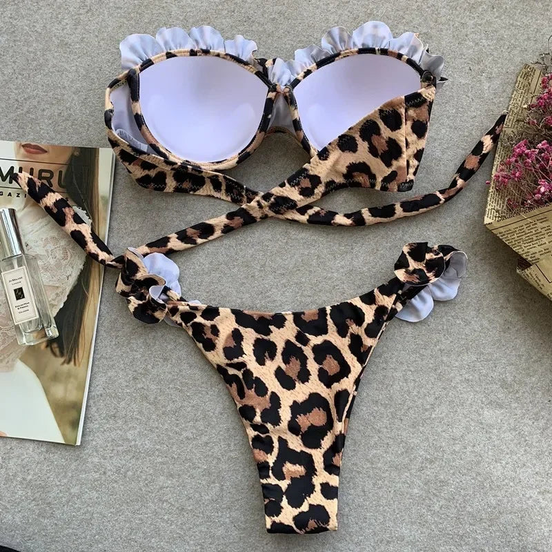 Costume da bagno bikini a due pezzi con stampa leopardata e volant