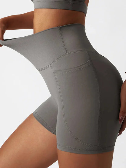 Pantaloni sportivi corti