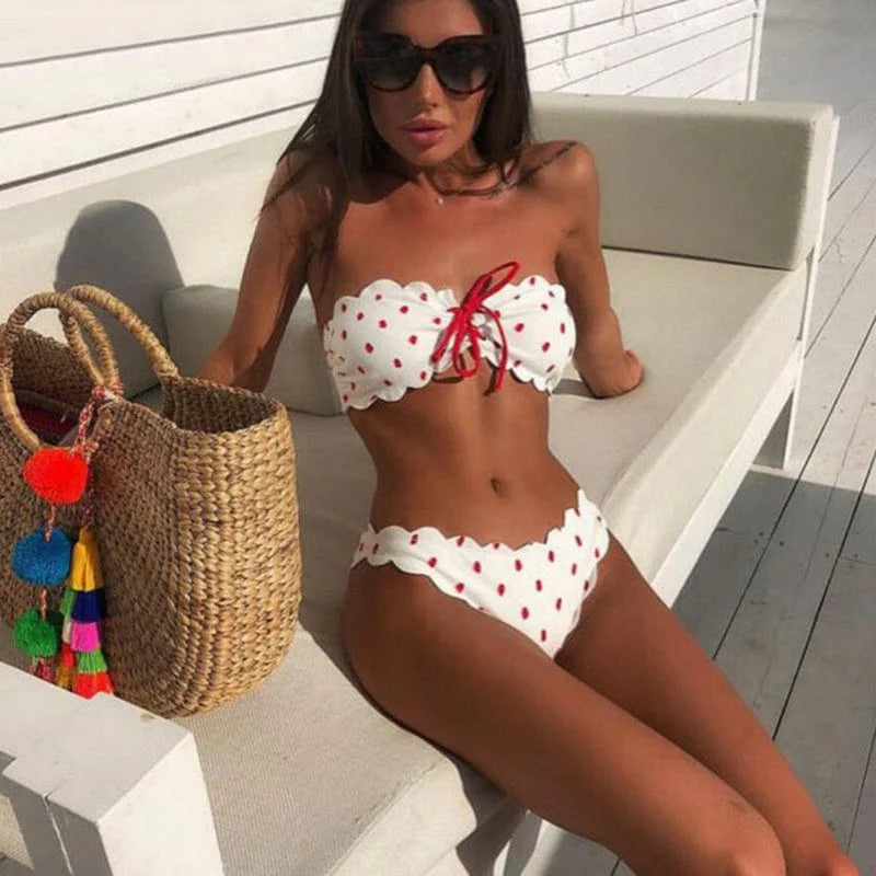 Bikini a pois senza spalline - rosso / s