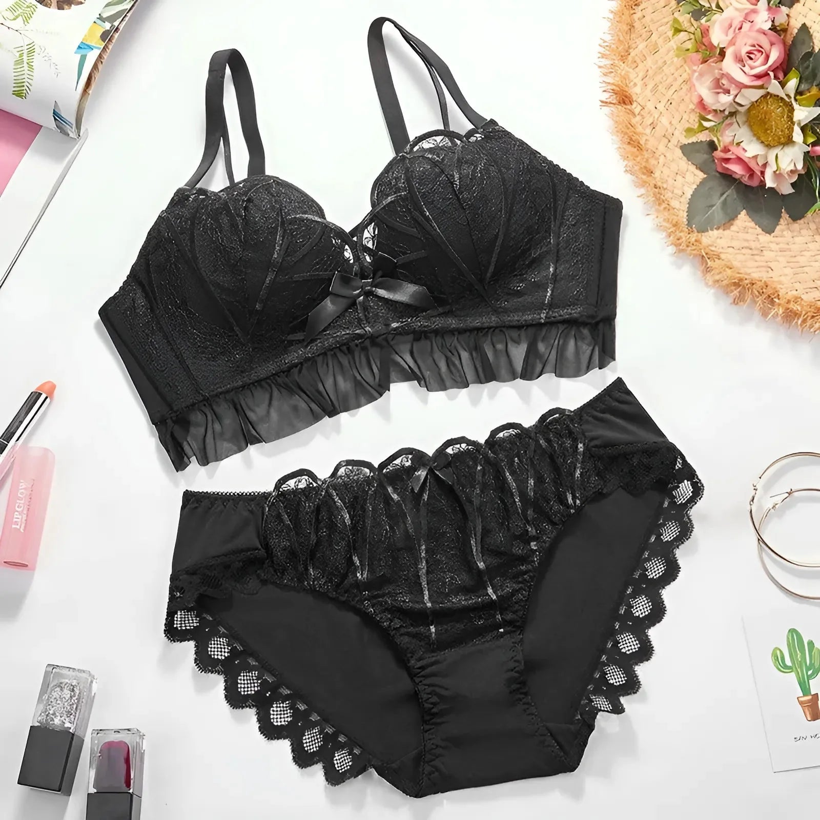 Nero Set di Lingerie in Pizzo con Reggiseno a Scollatura Bassa