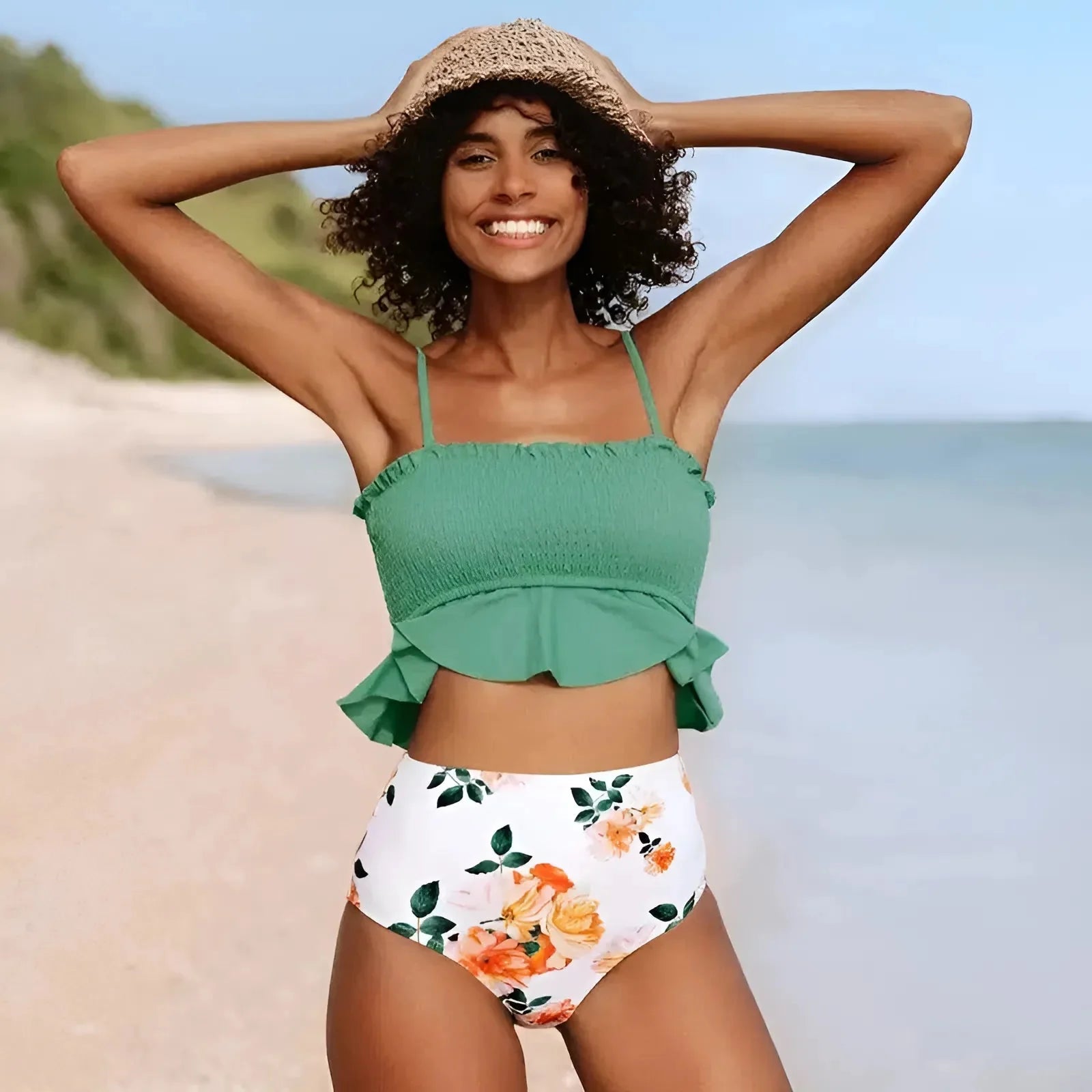Verde Set bikini a due pezzi con volant