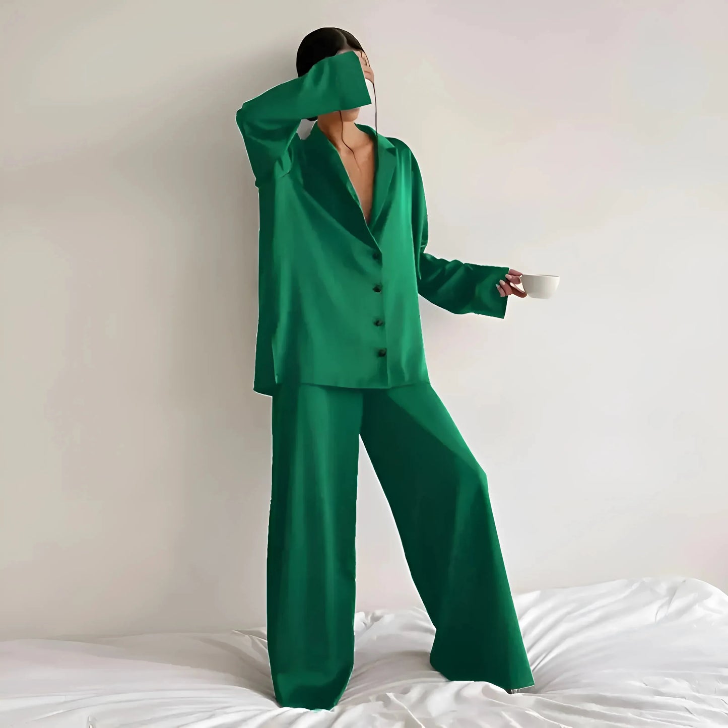 Verde Pigiama in satin ampio