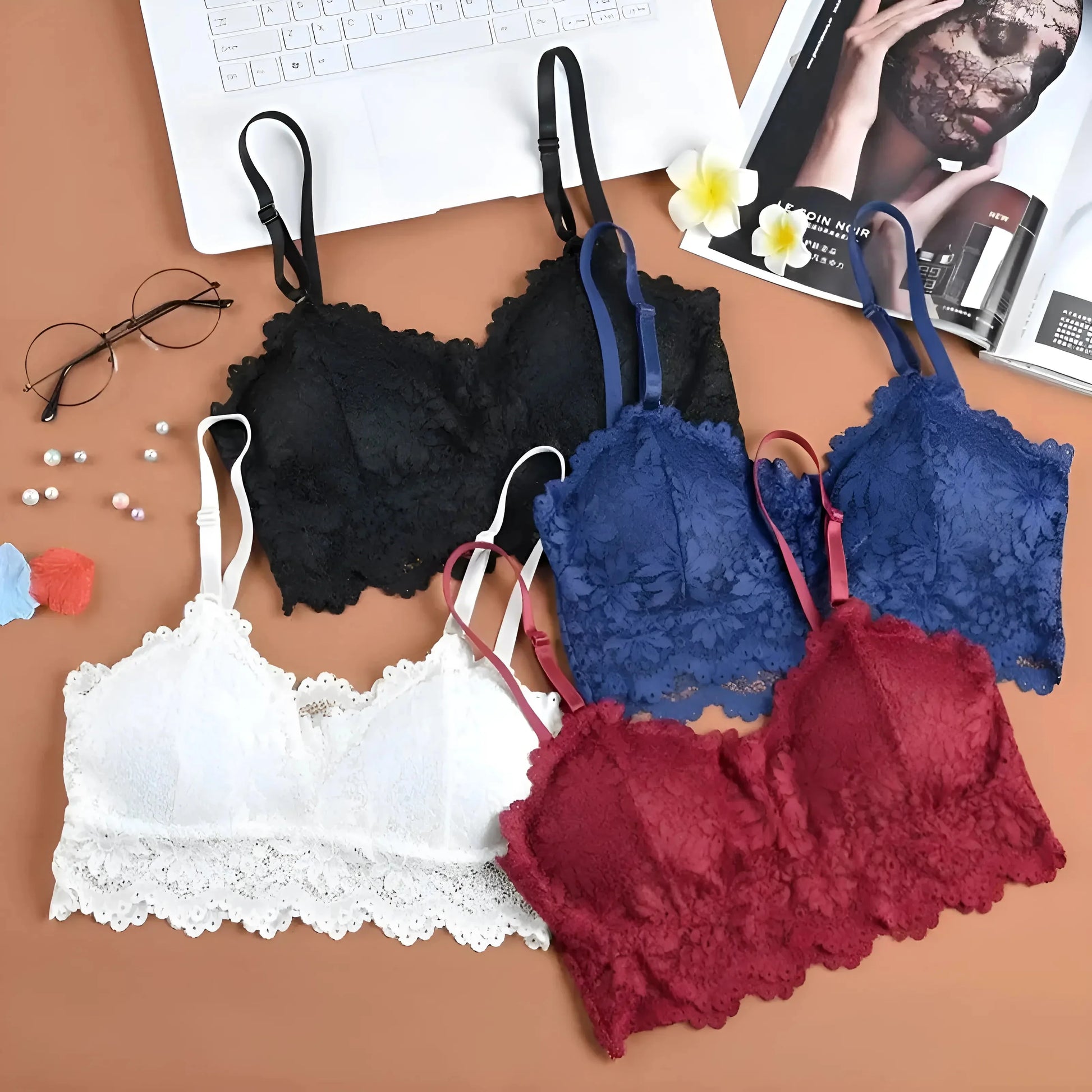  Reggiseno in pizzo con design a vita bassa