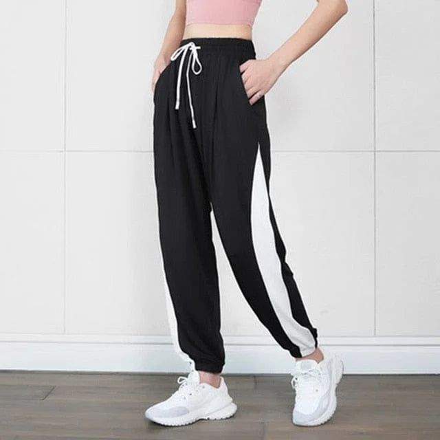 Pantaloni da tuta sportivi con inserti laterali - nero / s