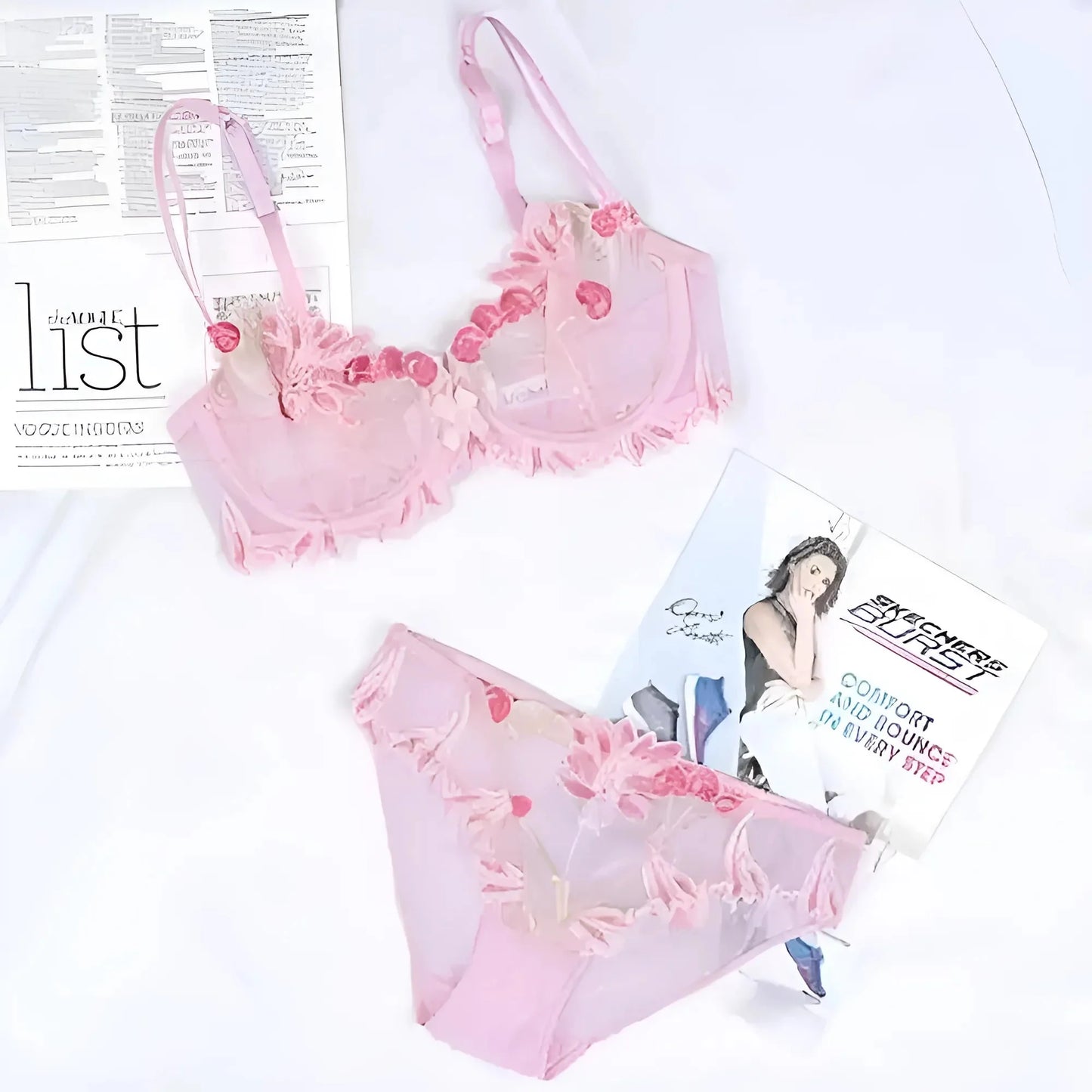 Rosa Set di Lingerie in Pizzo con Design Floreale