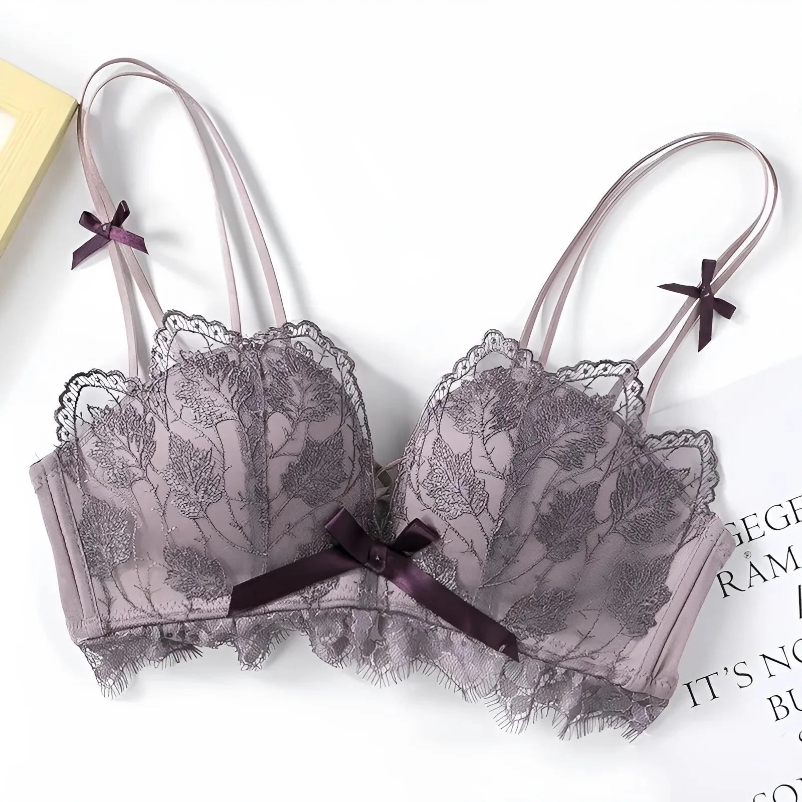 Viola Reggiseno in pizzo con fiocchi