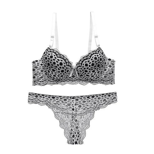 Set di intimo in pizzo a pois