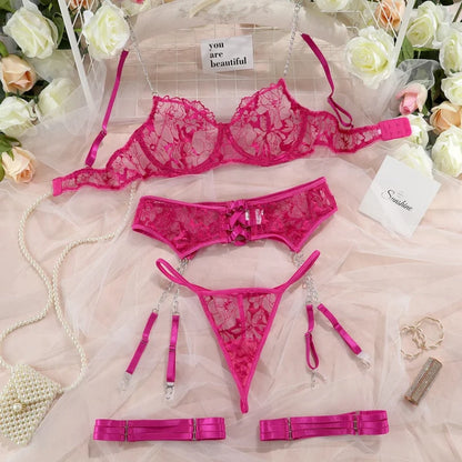 Set di lingerie in pizzo con catene