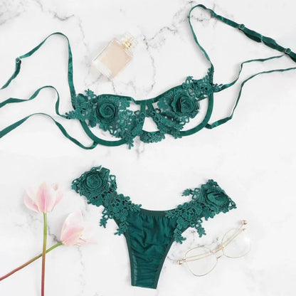 Set di lingerie in pizzo con motivo floreale