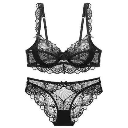 Set di lingerie in pizzo con mutandine