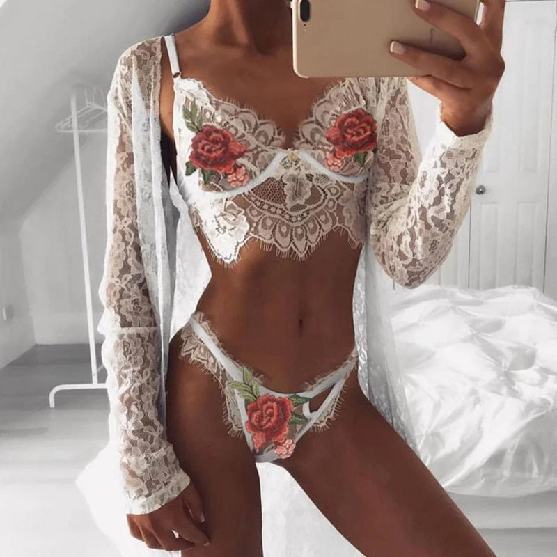 Set di lingerie in pizzo con rose - bianco / s