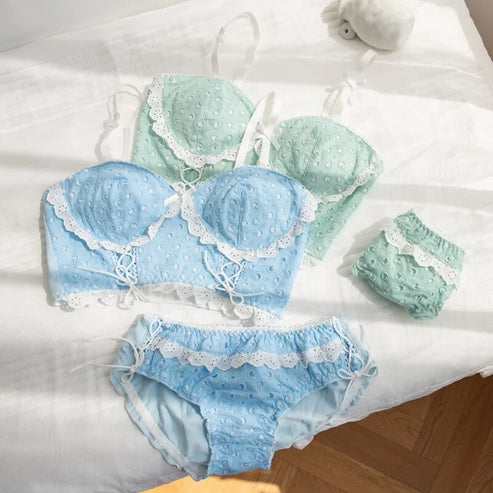 Set di lingerie in pizzo dai colori pastello