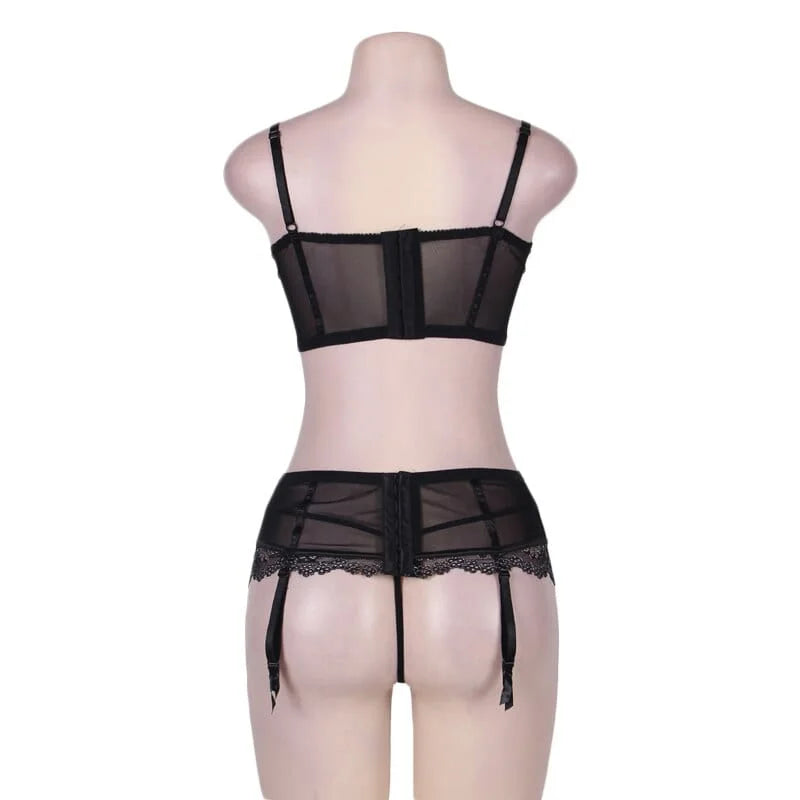 Set di lingerie in pizzo in taglie forti