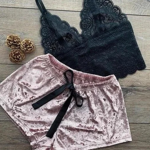 Set di pigiama a due pezzi con top in pizzo - rosa / s