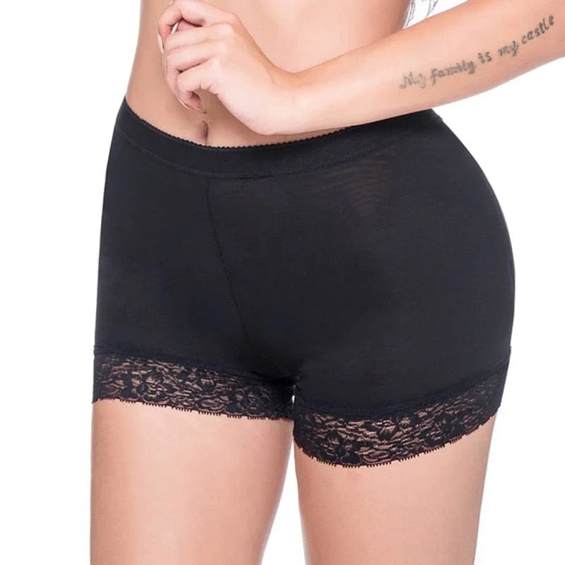 Shorts push-up con finitura in pizzo