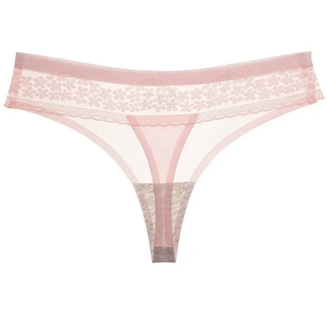 Tanga in pizzo delicato